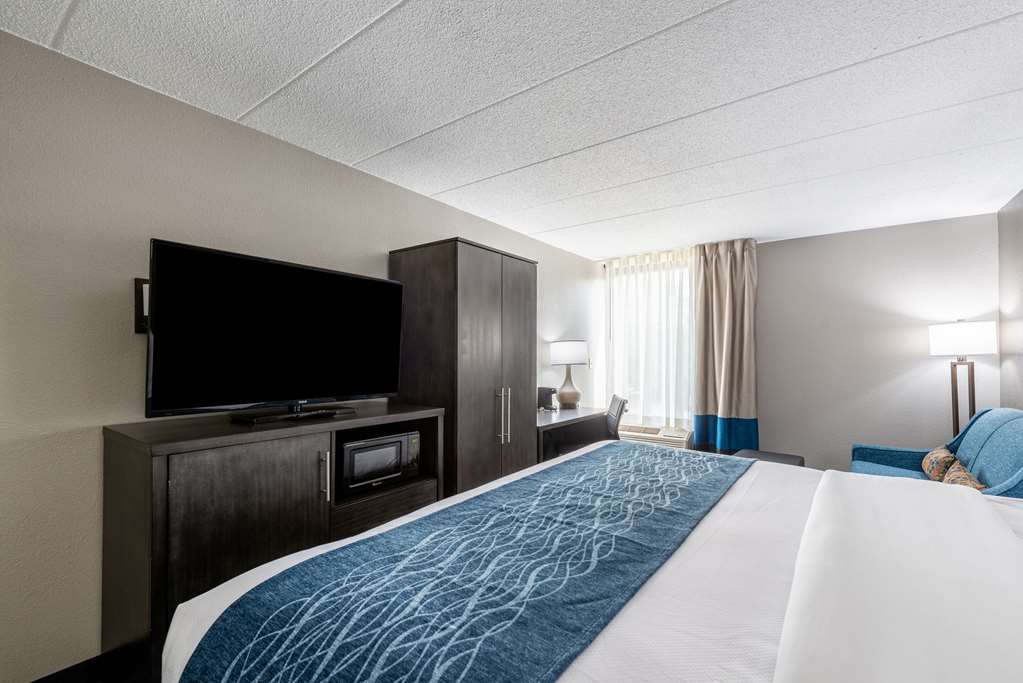 Comfort Inn Chicago Schaumburg O'Hare Airport - photo 17