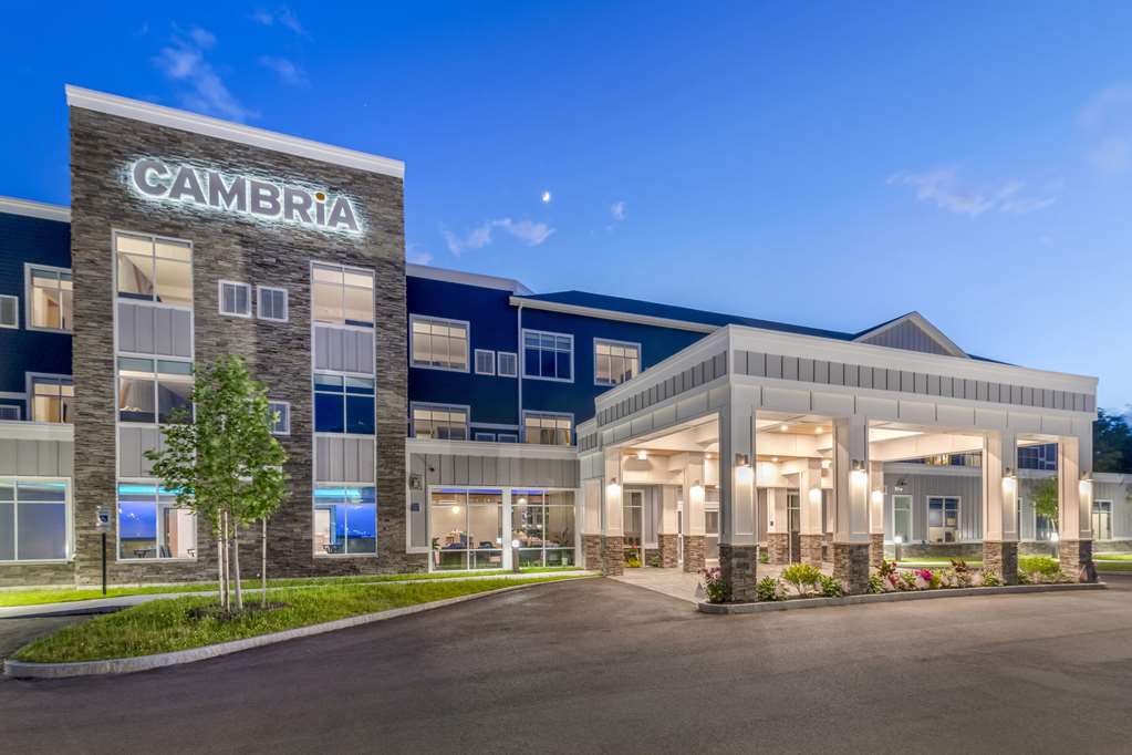 Cambria Hotel North Conway - photo 3