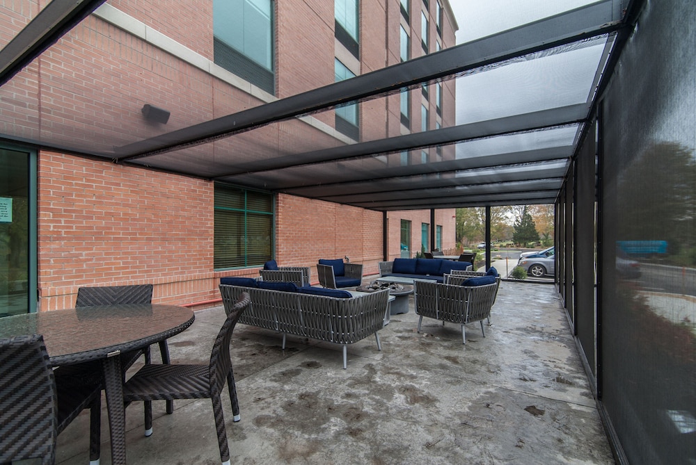 Hampton Inn Norwich - photo 55