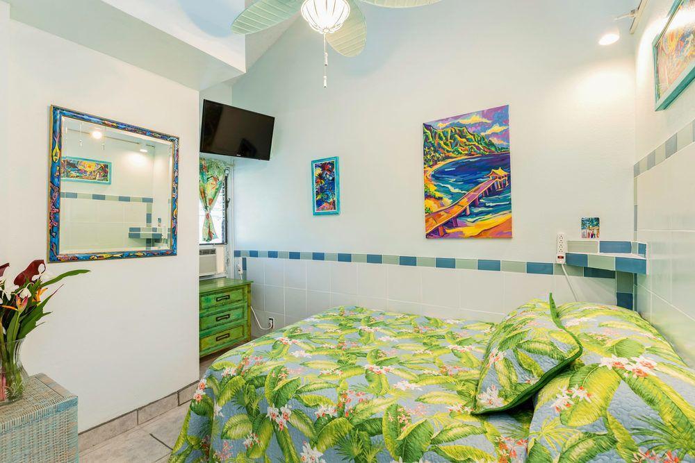 Garden Island Inn - photo 21
