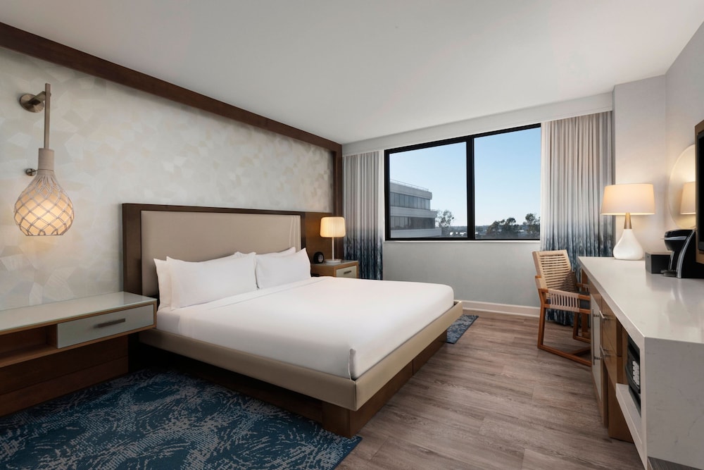 Renaissance Newport Beach Hotel - photo 33