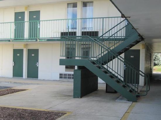 Regency Inn Of Naperville - photo 6