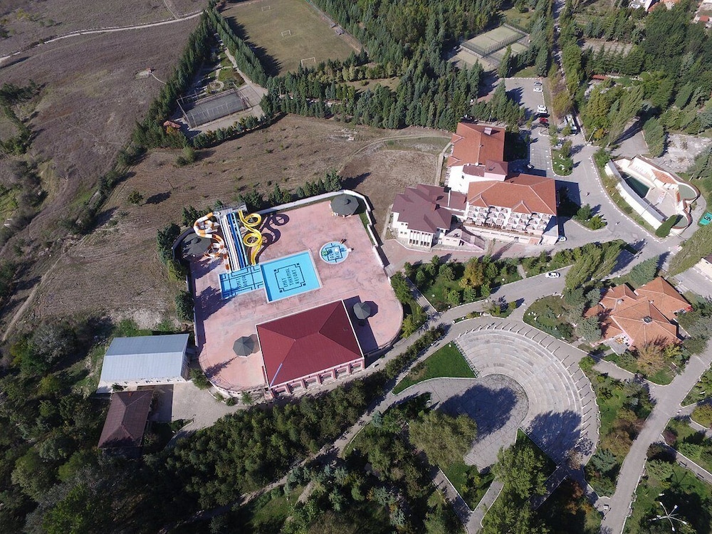 Queen Thermal Resort Hotel & Spa — 5-Star Luxury Hotel in Emet, Turkey