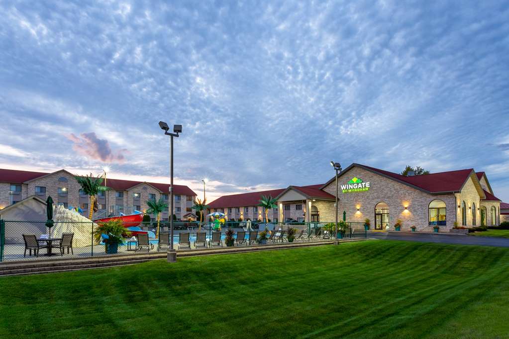 Wingate by Wyndham Wisconsin Dells Waterpark - photo 2