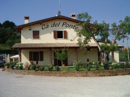 Cà Del Ponte - carbon neutral hotel in Costermano