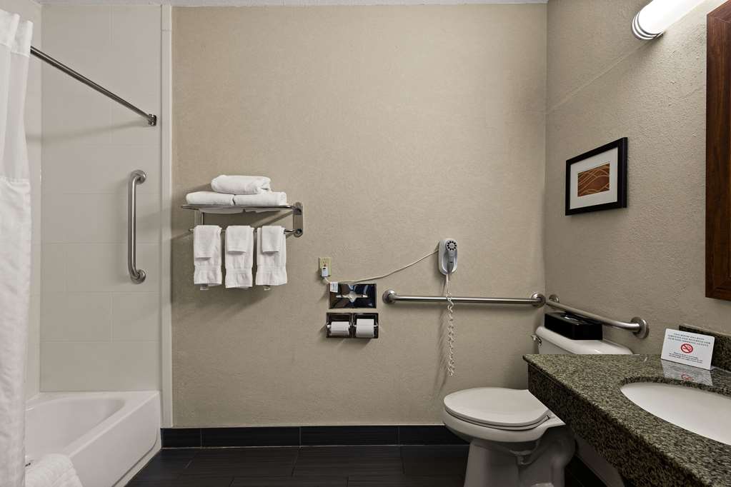 Comfort Inn Huntington Near University - photo 21