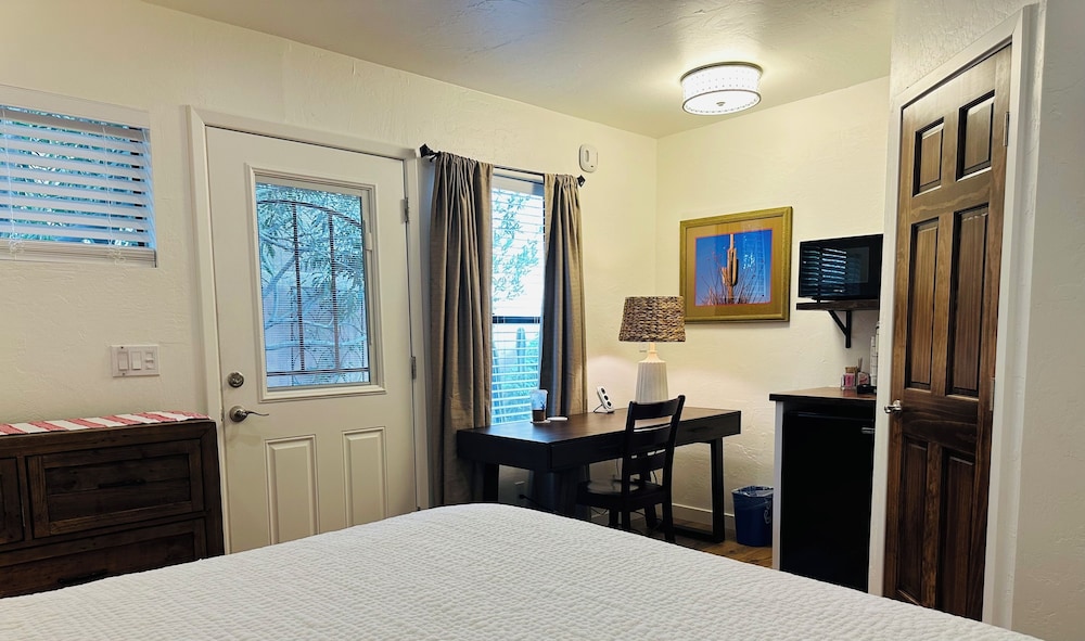 Adobe Rose Inn B&B - photo 12