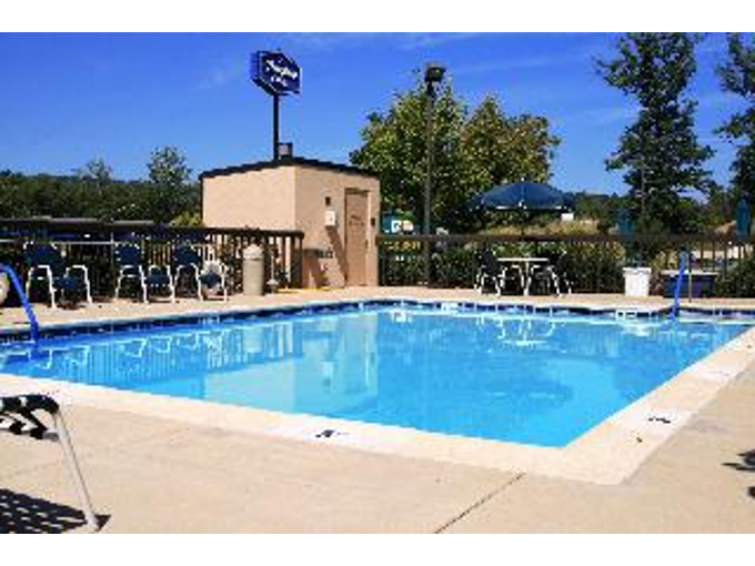 Hampton Inn Manheim - photo 10