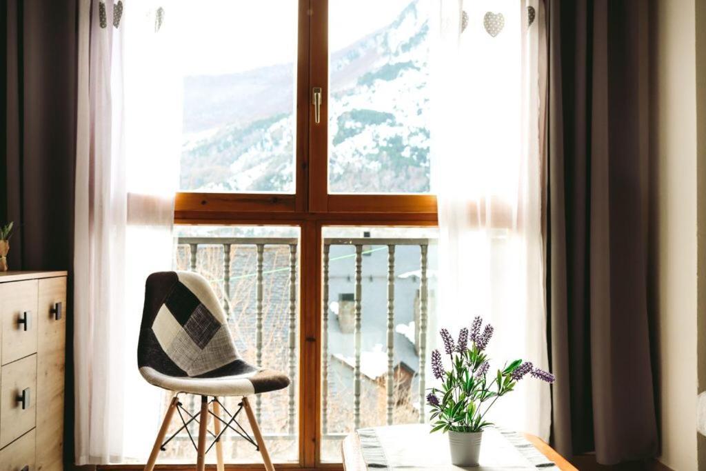 Mirador de Sallent Piso Con Vistas in Sallent De Gallego, Spain