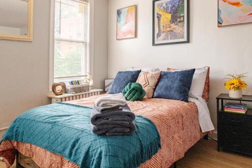 Stylish & Family Friendly 2BR at Downtown Washington DC — 4-Star Luxury Hotel in Washington, United States