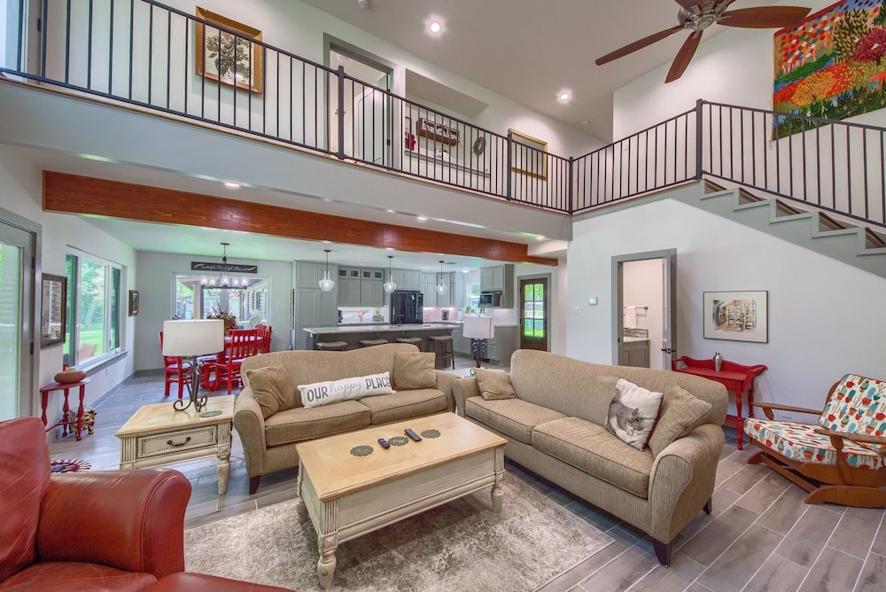 Down River Haus Ld 727 3 Bedroom Home by RedAwning — 4-Star Luxury Hotel in New Braunfels, United States