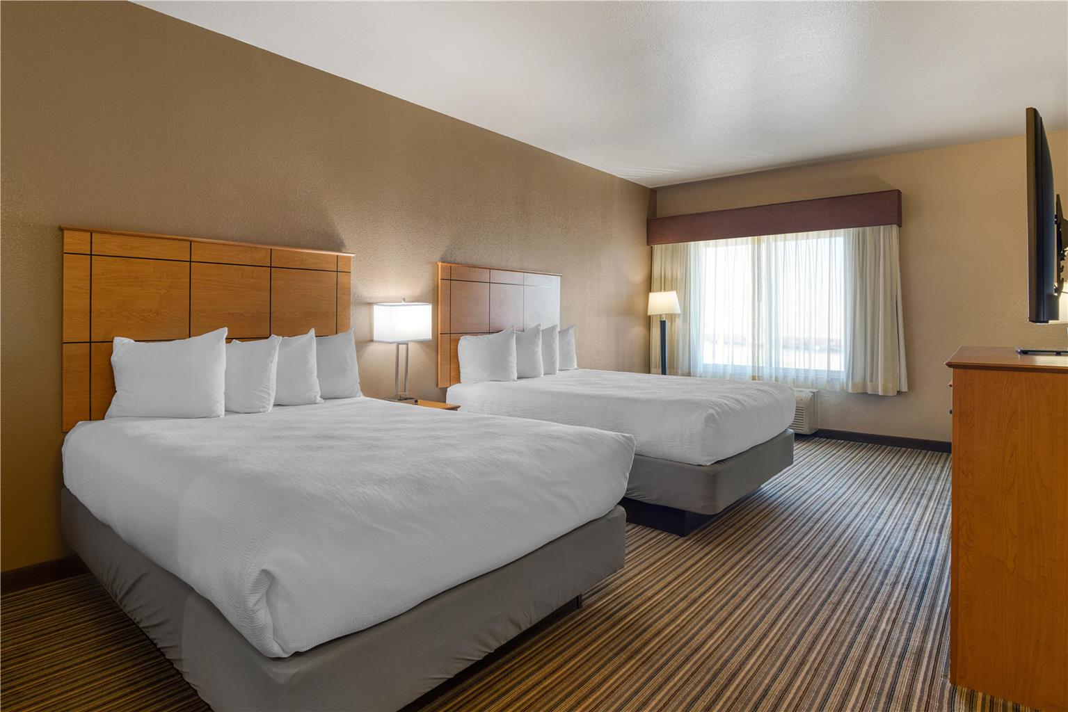 Best Western Shelby Inn & Suites - photo 26