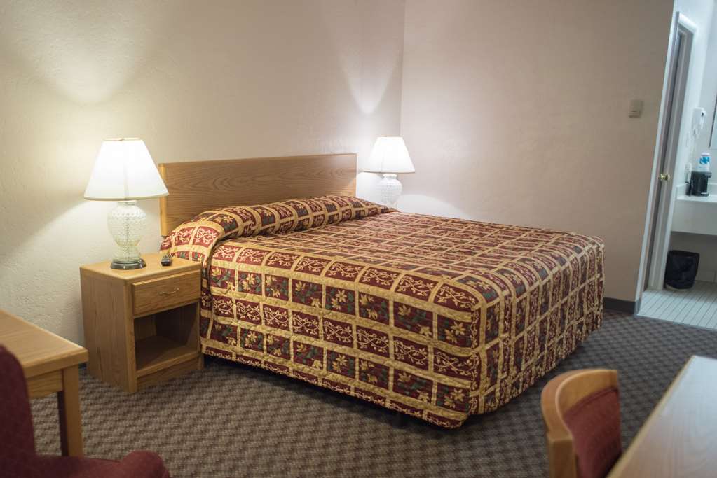 Motel 8 Rock Springs - photo 12