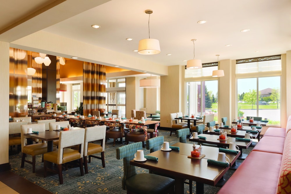 Hilton Garden Inn Fargo - photo 48