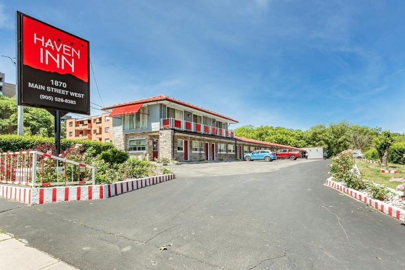 Hamilton Inn Motel in Hamilton, Canada