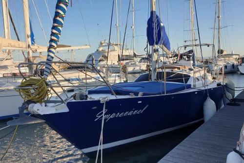 Vacations in a Sailboat - last minute hotel in Lisbon