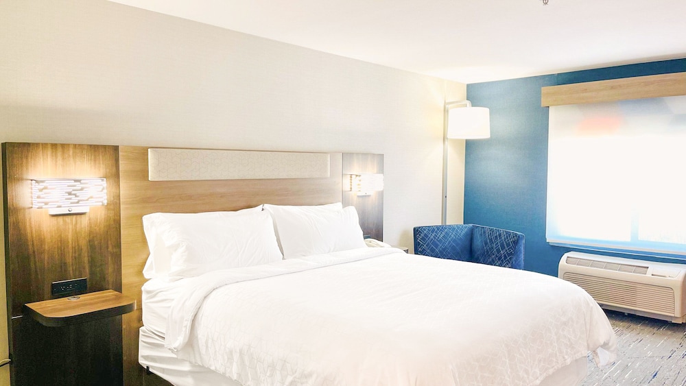 Holiday Inn Express & Suites Frazier Park by IHG - photo 9