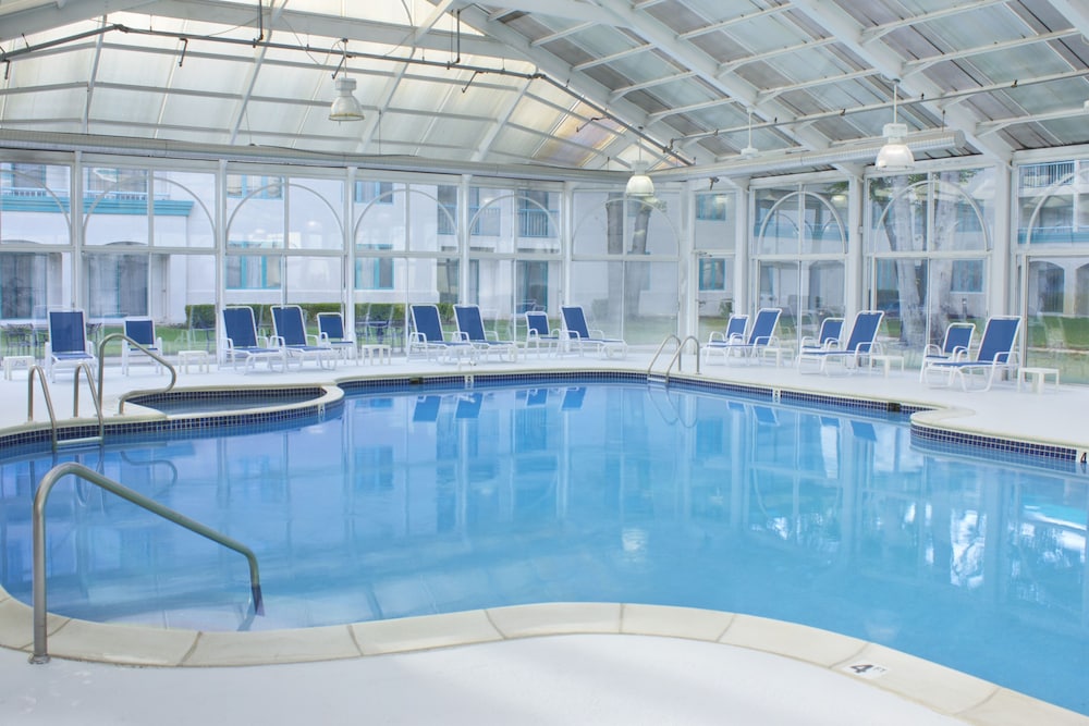 DoubleTree Suites by Hilton Hotel Mt. Laurel - photo 25