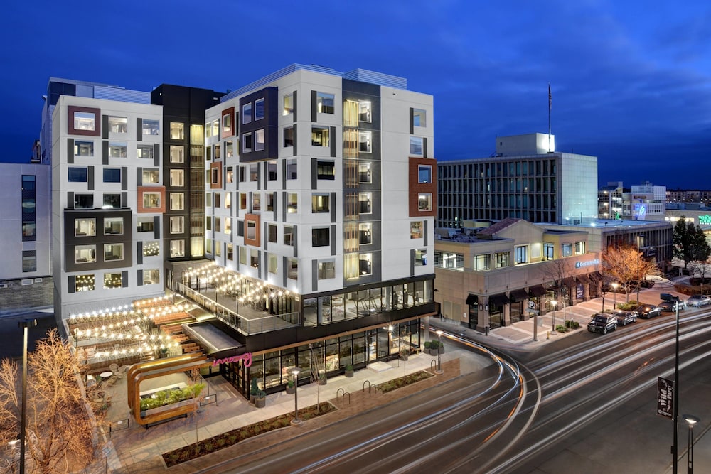 Moxy Denver Cherry Creek - last minute hotel in Denver