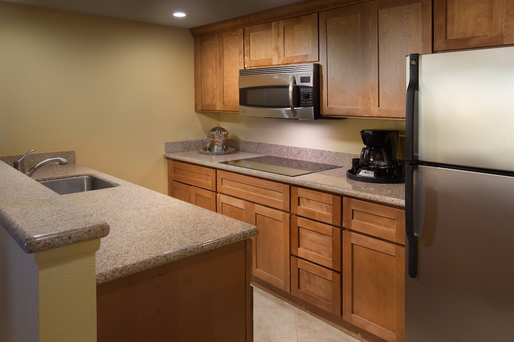 Residence Inn St Petersburg Treasure Island - photo 8