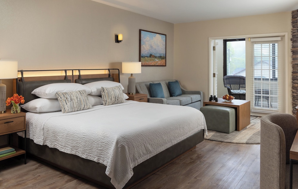 Meadowbrook Inn - photo 23