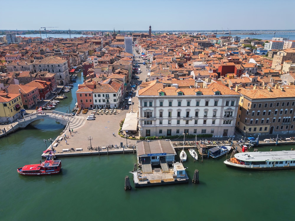 Hotel Grande Italia — 4-Star Luxury Hotel in Chioggia, Italy