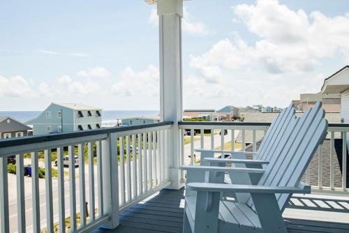 Conch Out by Oak Island Accommodations - photo 31