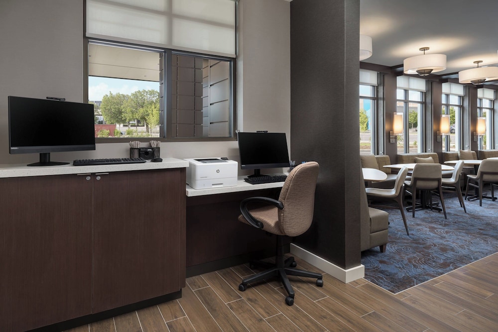 Residence Inn Long Island Garden City - photo 28