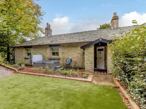 Pheasant Cottage Uk31489 — 4-Star Luxury Hotel in Buxton, United Kingdom