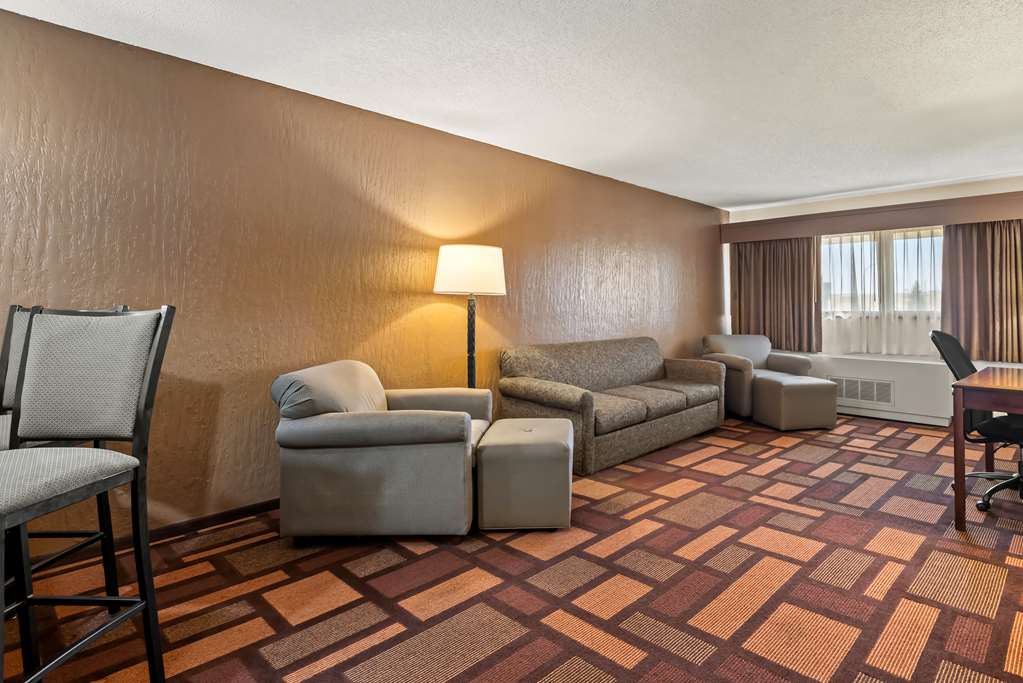 Best Western Tower West Lodge - photo 11