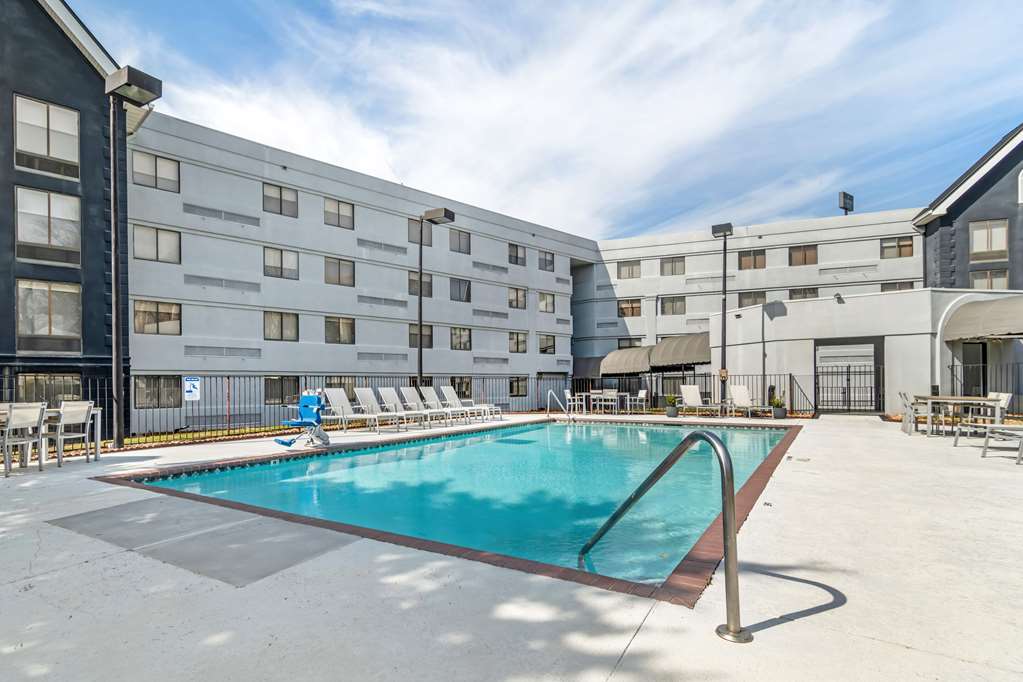 Country Inn & Suites by Radisson Atlanta Airport South GA - photo 32