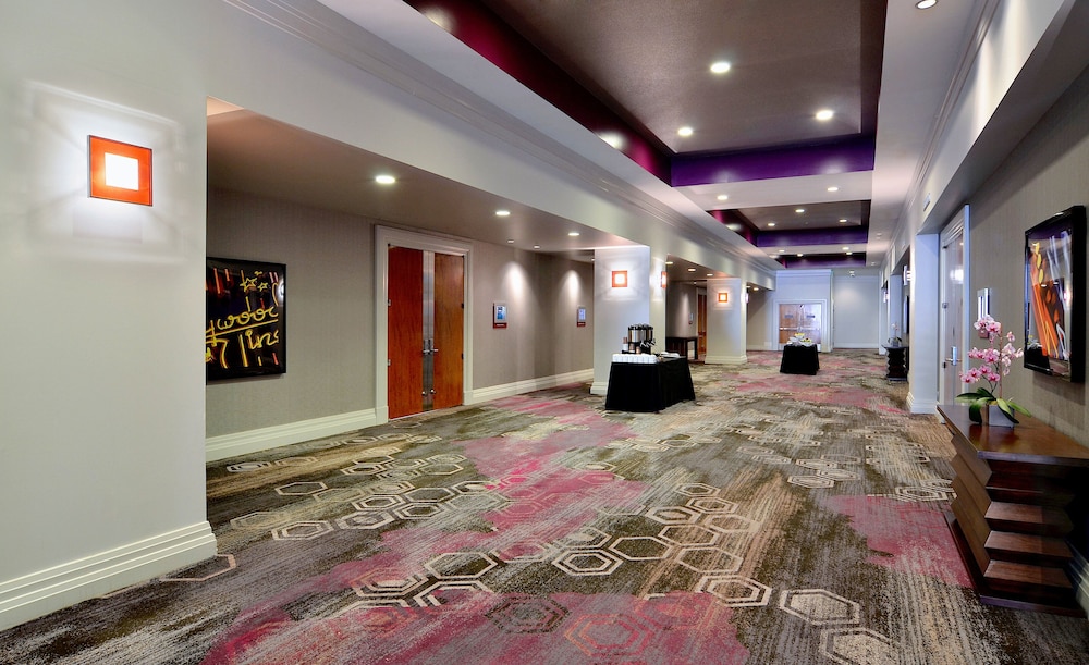 Loews Hollywood Hotel - photo 45