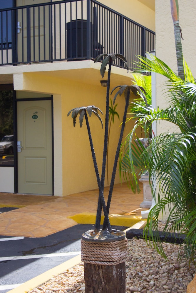 At Home Inn - photo 10