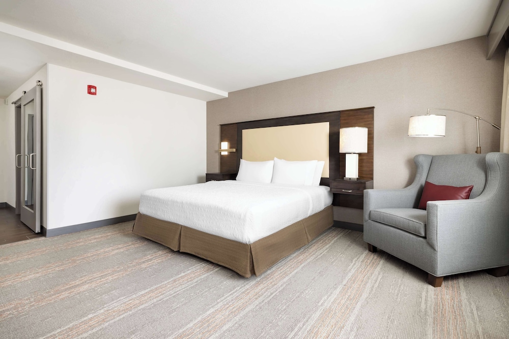Hampton Inn & Suites Napa - photo 9