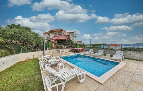 Awesome Home In Seget Donji — 4-Star Luxury Hotel in Donji Seget, Croatia