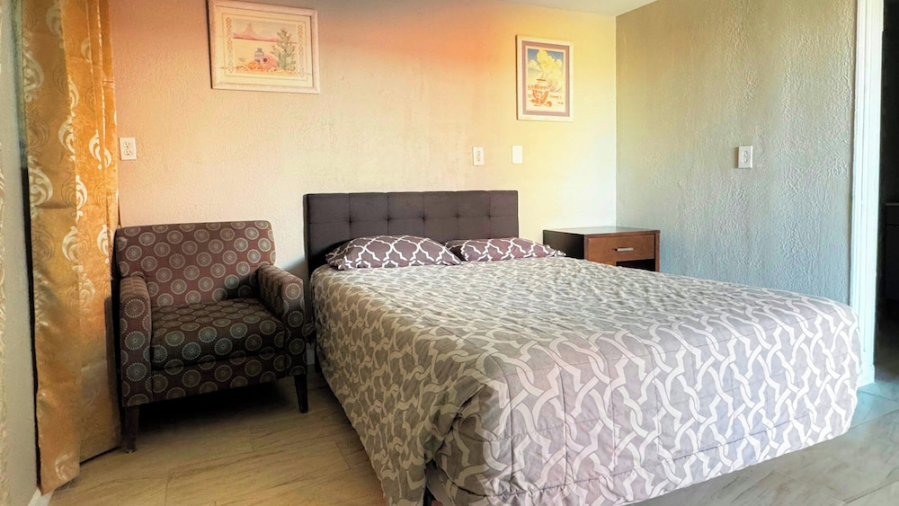 Copper Mountain Motel - photo 15