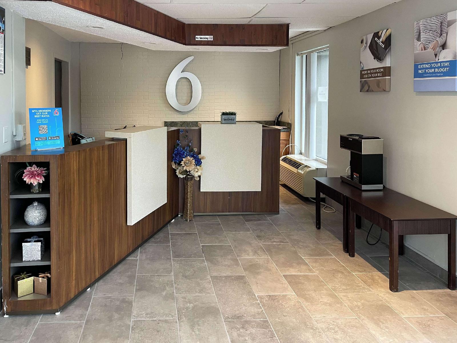 Studio 6 Suites Wytheville VA - photo 14