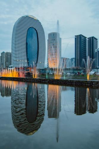 Viva beach Apartments in Alliance palace