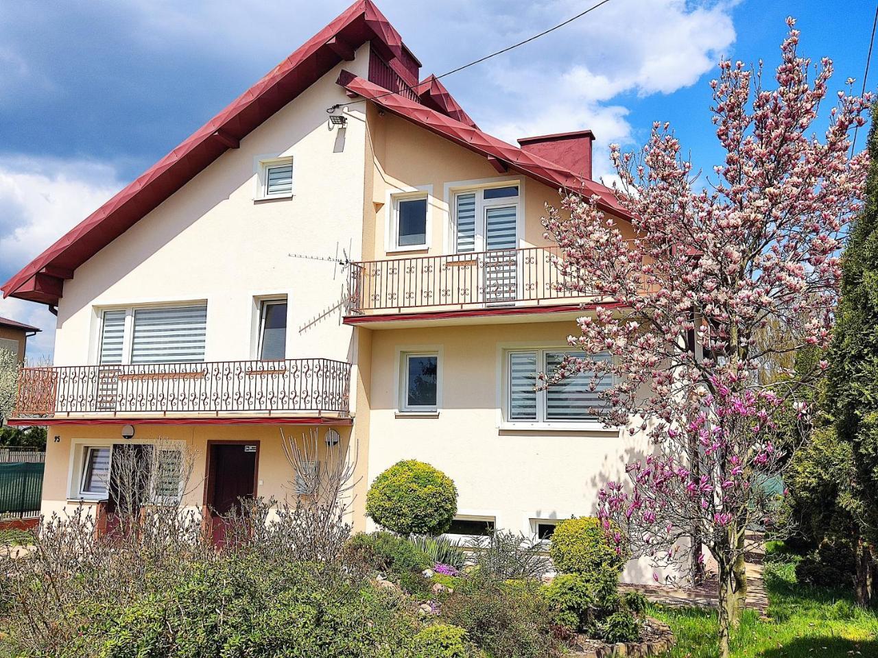 Willa Jutrzenka in Ostrowiec Swietokrzyski, Poland