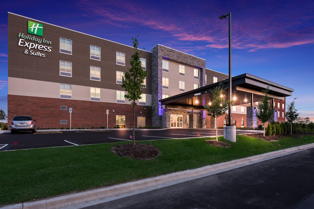 Holiday Inn Express & Suites Chicago Hoffman Estates by IHG - photo 33