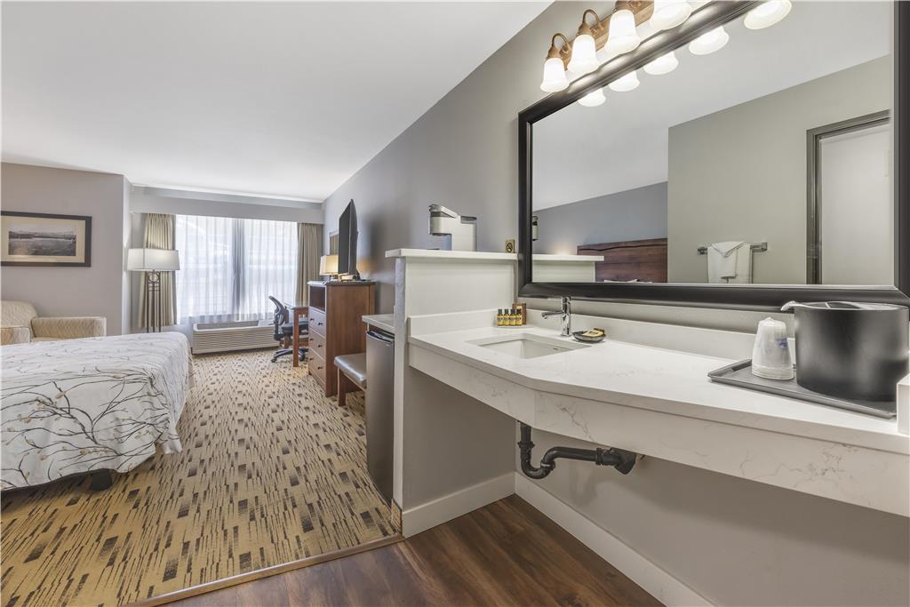 Best Western Plus Columbia River Inn - photo 30
