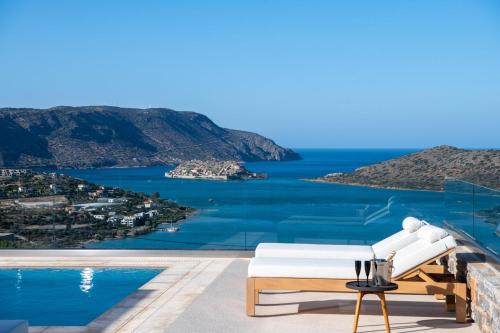 Elounda Bright Villa — 4-Star Luxury Hotel in Elounda, Greece