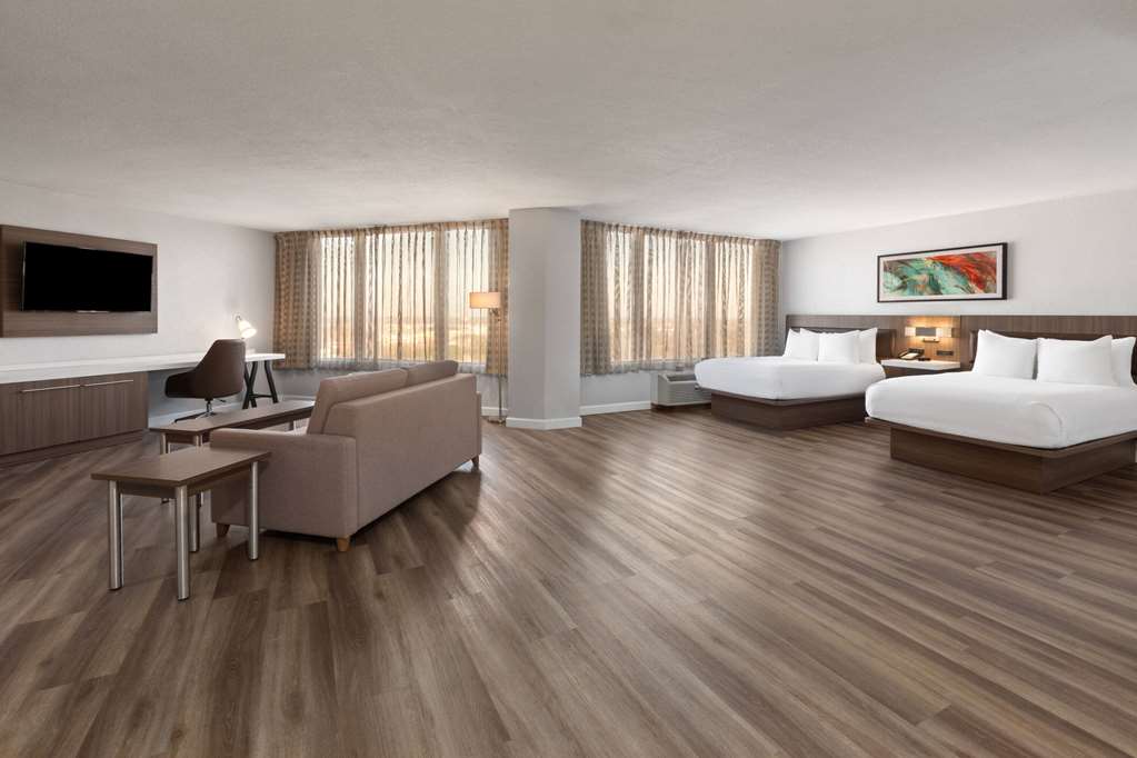 Wyndham Garden Norfolk Downtown - photo 23