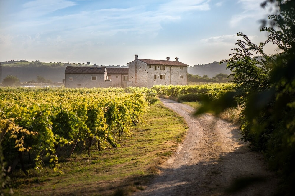 Magari Estates Boutique Hotel — hotel in Colognola Ai Colli