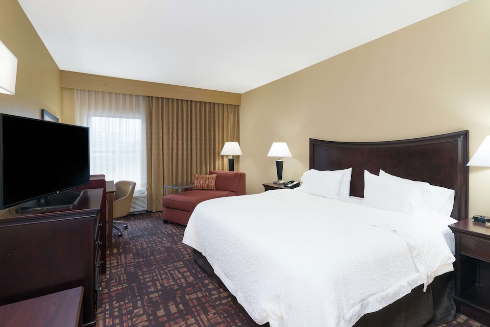 Hampton Inn Corydon - photo 20
