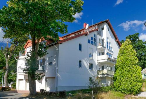 Ferienwohnung Sonnenblick — 4-Star Luxury Hotel in Sassnitz, Germany