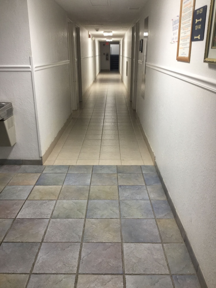 Americas Best Value Inn Jefferson City - photo 47