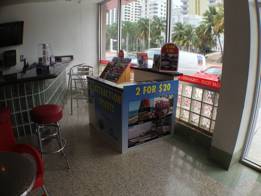 Parisian Hotel - photo 4