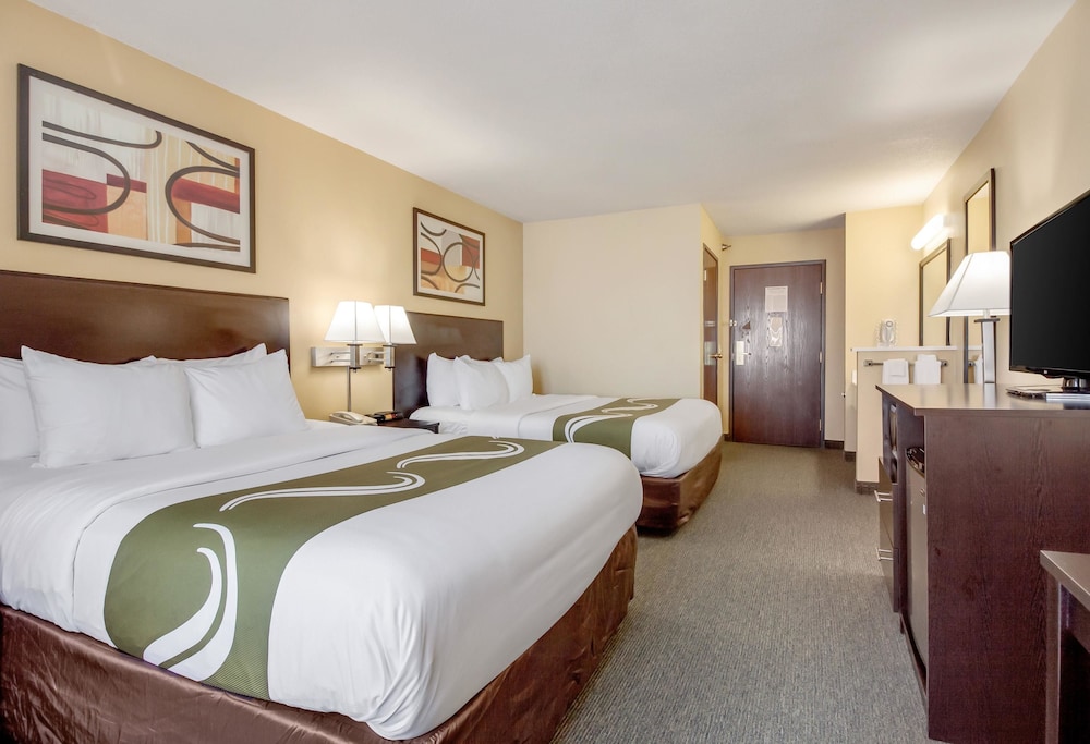 Quality Inn & Suites Lincoln North - photo 22