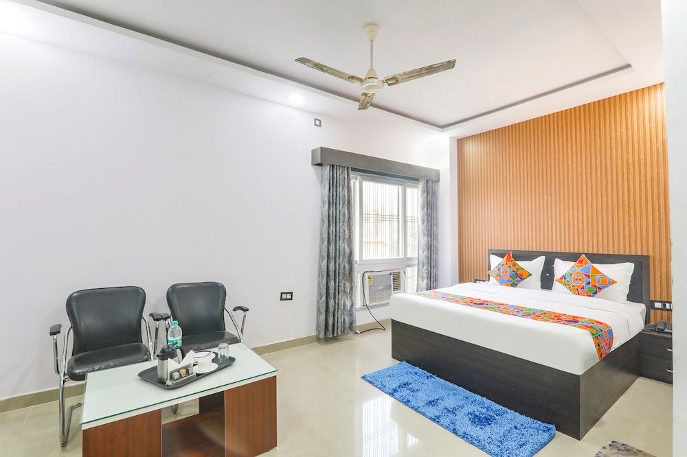 Fabhotel Paras - carbon neutral hotel in Lucknow